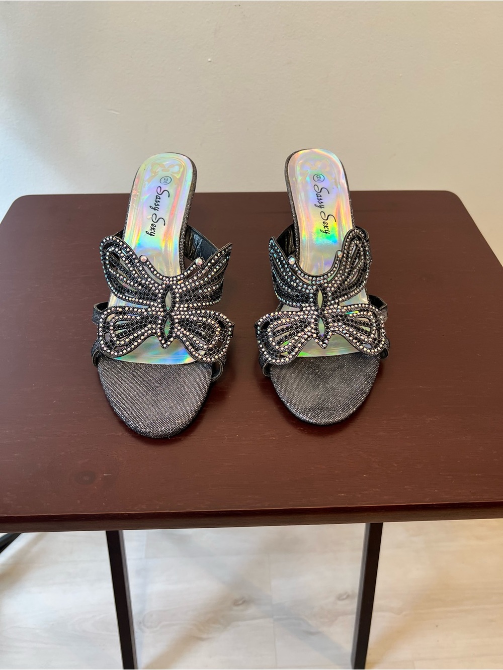 Sassy Sexy Black Butterfly Rhinestone Kitten Heel Mules Slides Size 6
